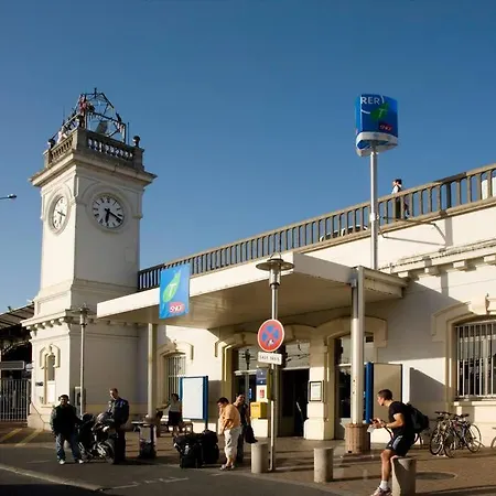 Superbe Entier Au Pied De La Gare Rer, A 15 Min De Paris & Orly Juvisy-sur-Orge