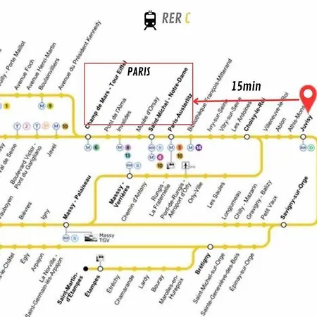 Superbe Entier Au Pied De La Gare Rer, A 15 Min De Paris & Orly